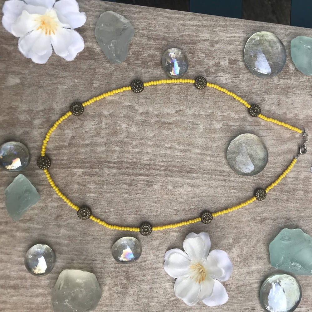 Yellow Sunflower Beaded Necklace